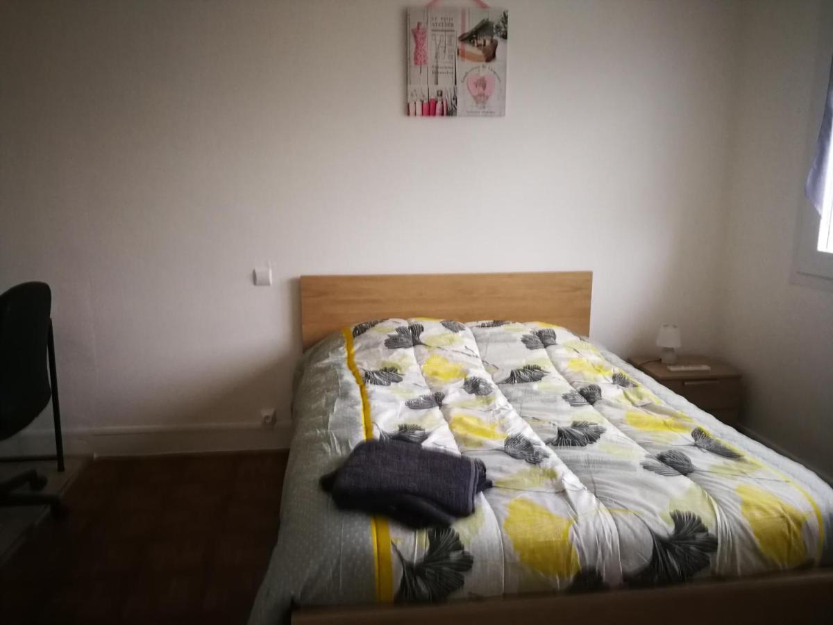 Appartement T4 Lumineux Avec Balcon - 3Eme Etage Sans Ascenseur Тарб Екстериор снимка