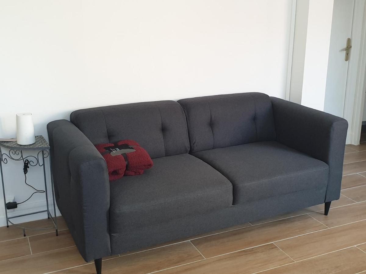 Appartement T4 Lumineux Avec Balcon - 3Eme Etage Sans Ascenseur Тарб Екстериор снимка