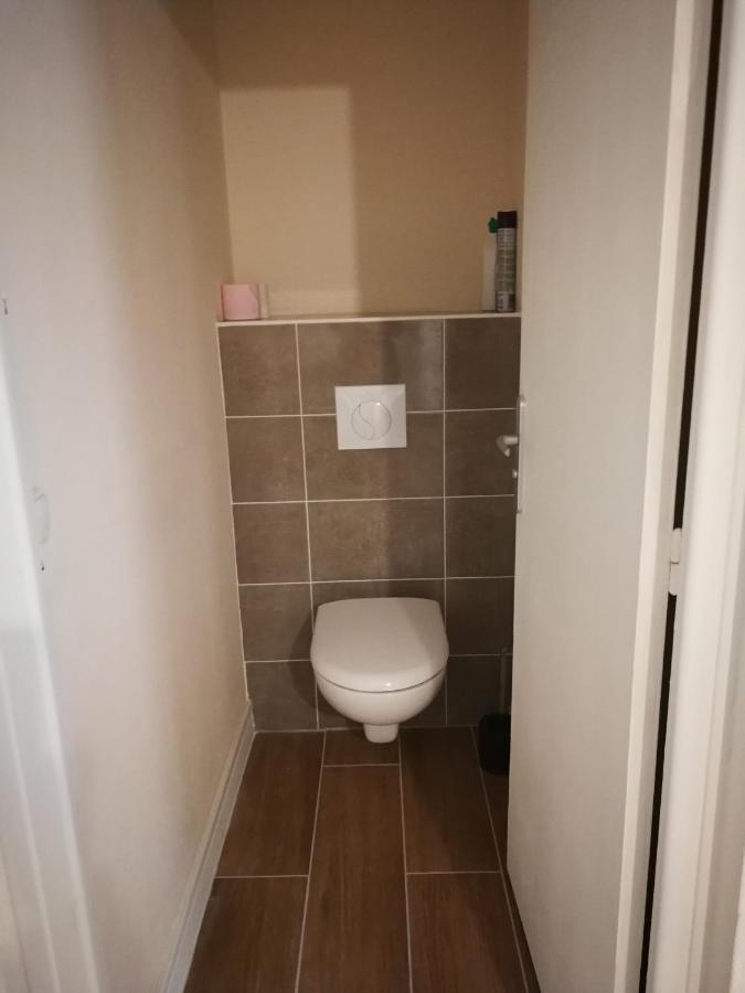 Appartement T4 Lumineux Avec Balcon - 3Eme Etage Sans Ascenseur Тарб Екстериор снимка